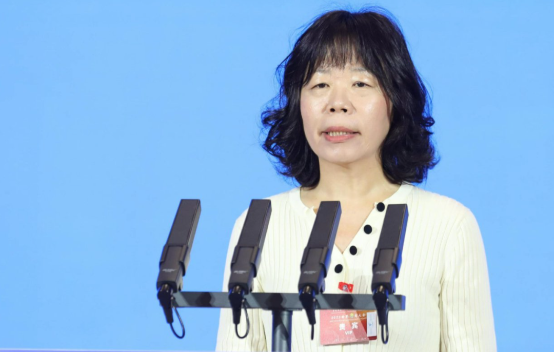 图片 一个潮汕姑娘干出3323亿帝国,“拧”出世界500强