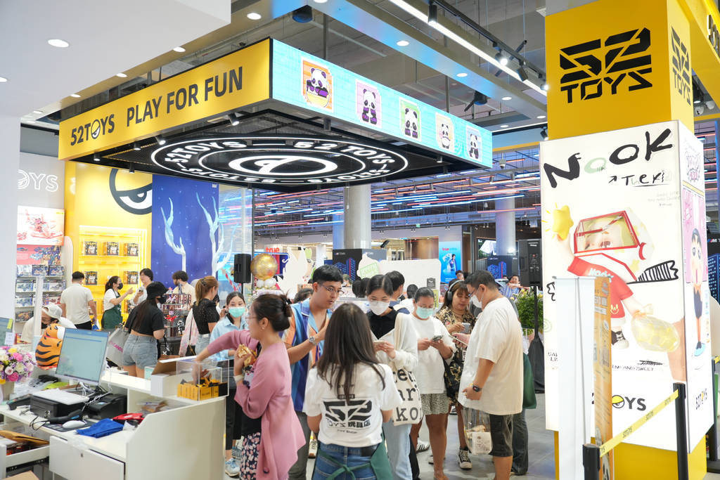 中国潮玩品牌52TOYS东南亚狂飙：泰国市场增速300%的破圈密码​