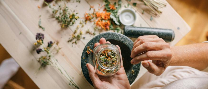 670万次播放背后的商机:TikTok带火中国养生浴包 Esty单品月销23万美元