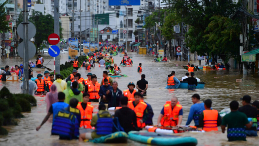 越南清化、岘港等省市受洪灾侵袭，多条道路中断，出货需提前规划