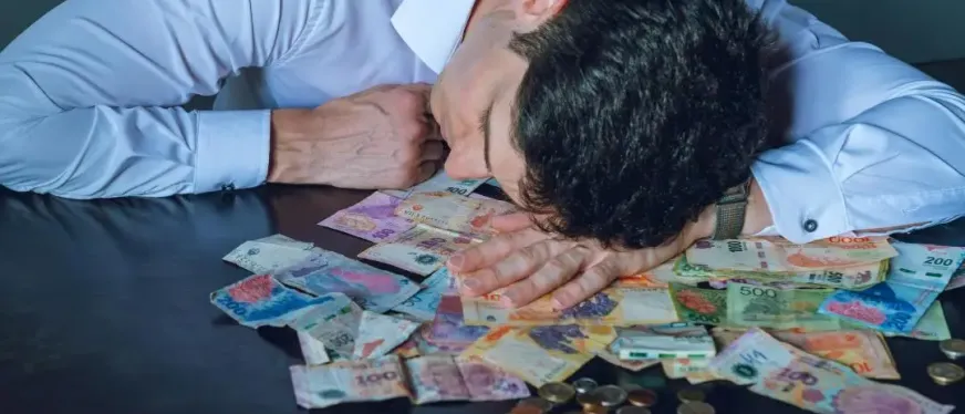 负债32亿！29年老牌巨头宣告破产