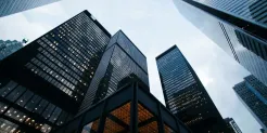 靠沙袋拿下全球第一，这家深圳公司什么来头？