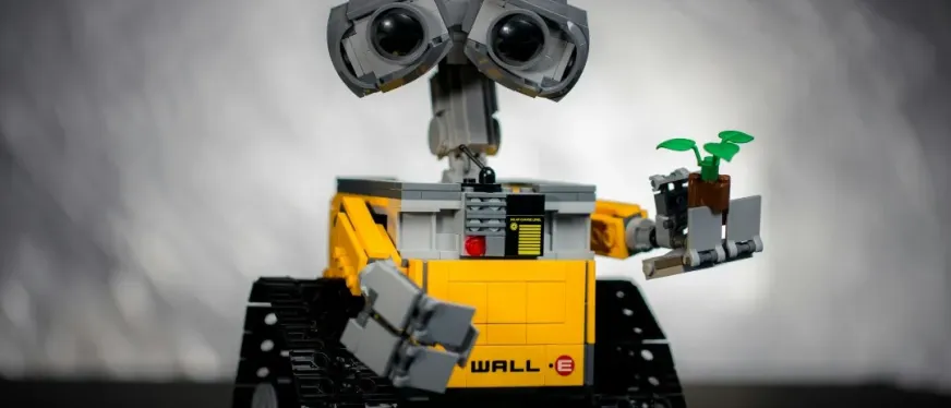 Prime Day不打折也卖爆!799美元扫地机器人登顶亚马逊