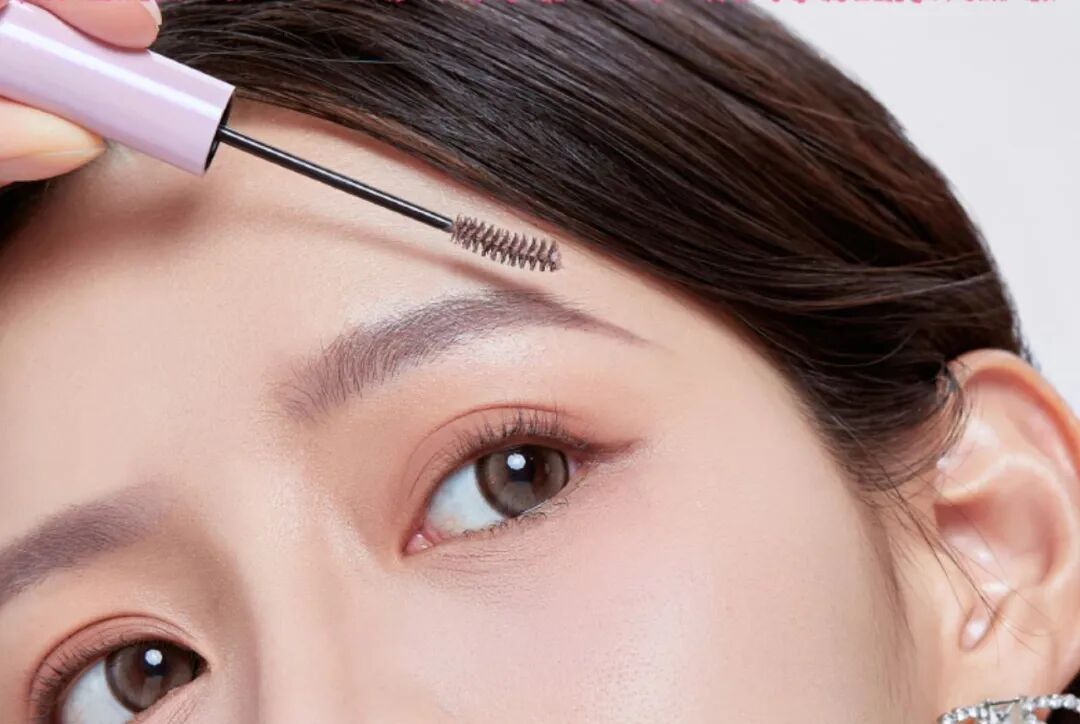 7000达人疯推！半年干到TOP1，一款染眉膏凭什么横扫越南？