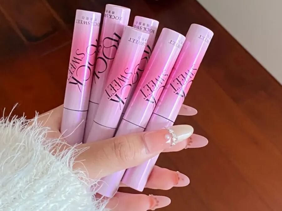 7000达人疯推！半年干到TOP1，一款染眉膏凭什么横扫越南？