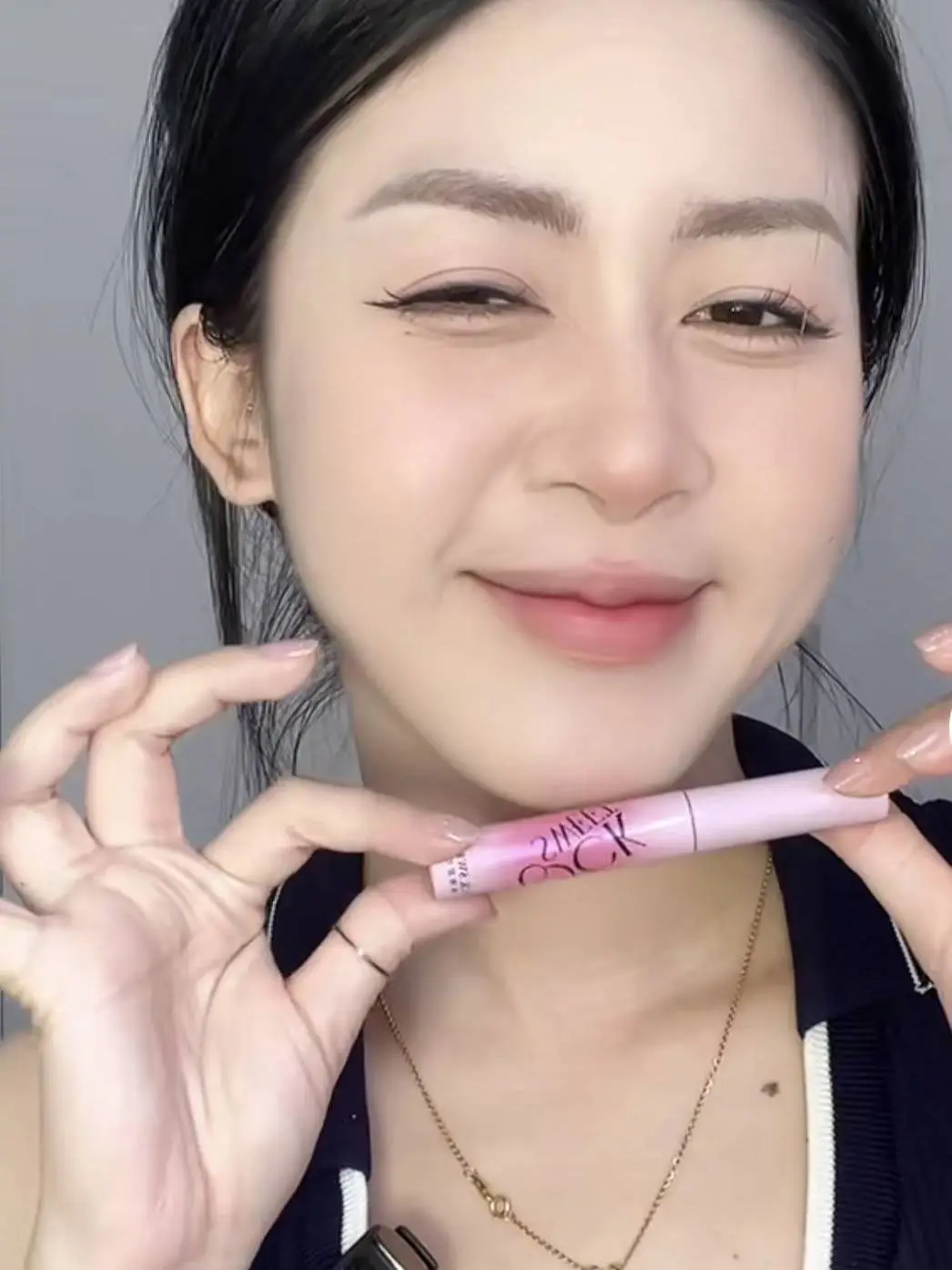 7000达人疯推！半年干到TOP1，一款染眉膏凭什么横扫越南？