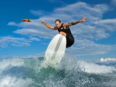 对标大疆，年入10亿！安克投资的无人机品牌彻底火了！