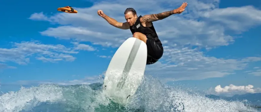 对标大疆，年入10亿！安克投资的无人机品牌彻底火了！