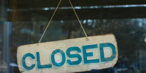 昔日年收7亿的电商巨头，轰然倒下