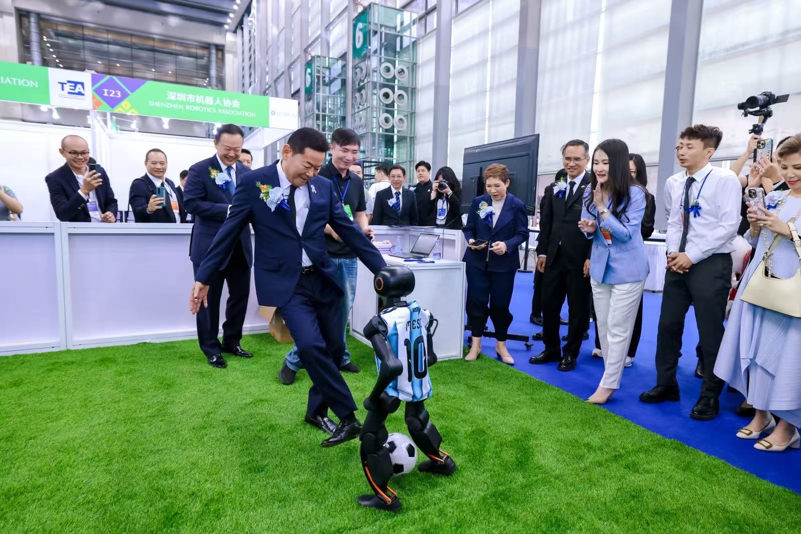 泰国国家会议展览局启动“会聚泰国2026·深圳” 深化泰中合作,出海网助力深圳迎接 APEC China 2026