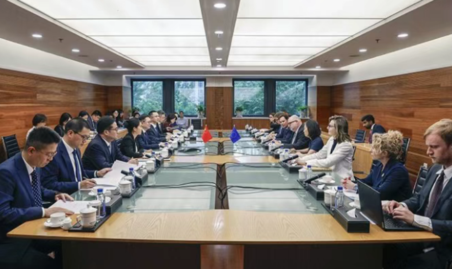 中欧建立常态化经贸磋商！跨境卖家紧盯知识产权、原材料三大合规重点