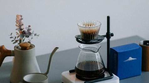 Avito平台报告：二手奢侈品需求井喷！复古高端配饰成跨境出海潜力品类