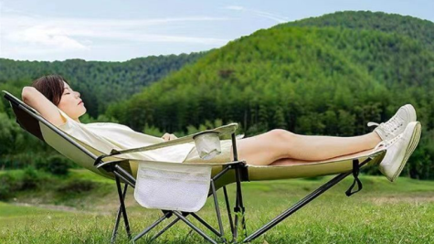 庭院经济引爆 TikTok：草坪打孔器狂揽 320 万，跨境选品新风口已至！