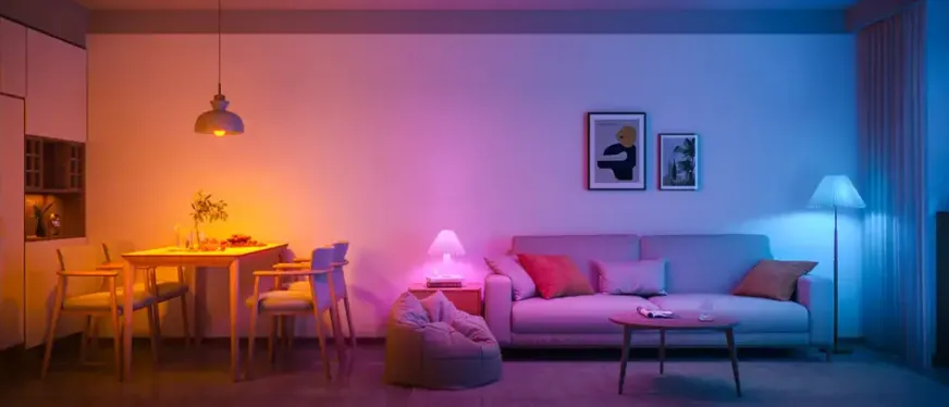 从深圳到全球:一条智能灯带靠“营造情绪”年收40亿