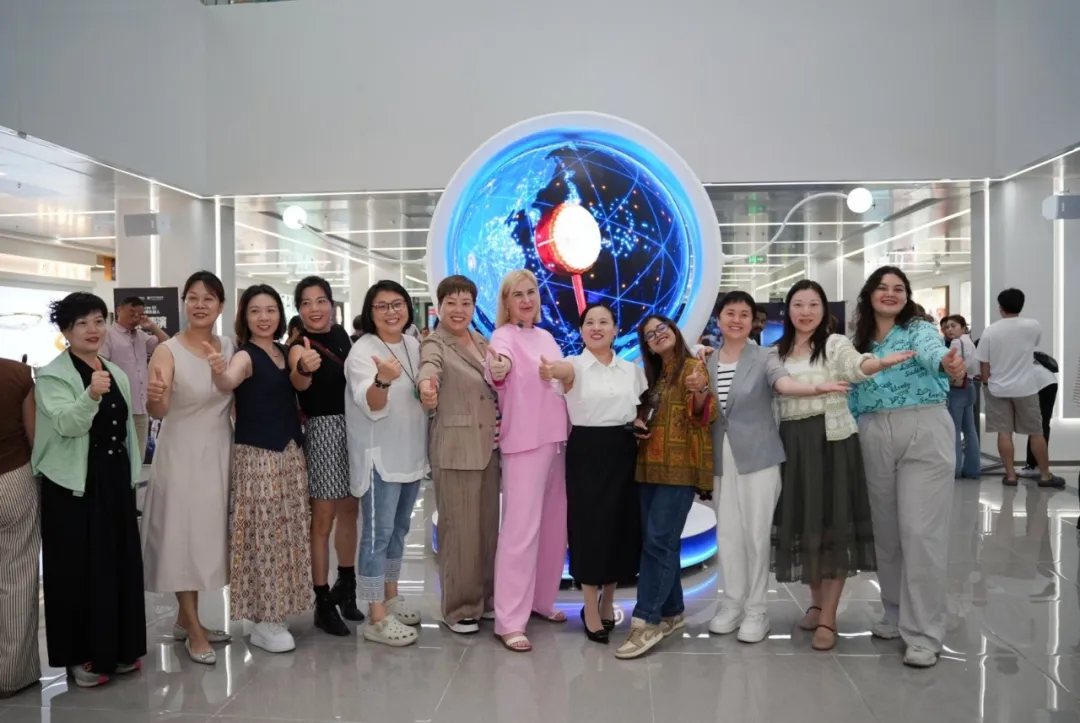 五一必逛：人宠共享的情绪“神器”在义乌爆单！