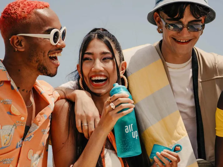 图片 靠一款味觉水杯狂赚1.6亿,这个独立站卖爆了