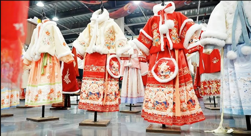 单品销量过万，“国潮顶流”在海外爆火！