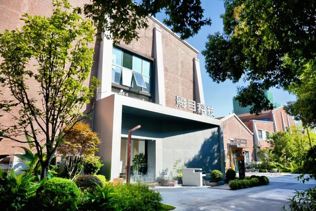 又搞到10亿，90后小伙5年拿下“全球第一”