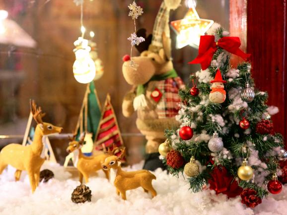 出口圣诞装饰品到欧洲：必备资质与合规要求解析