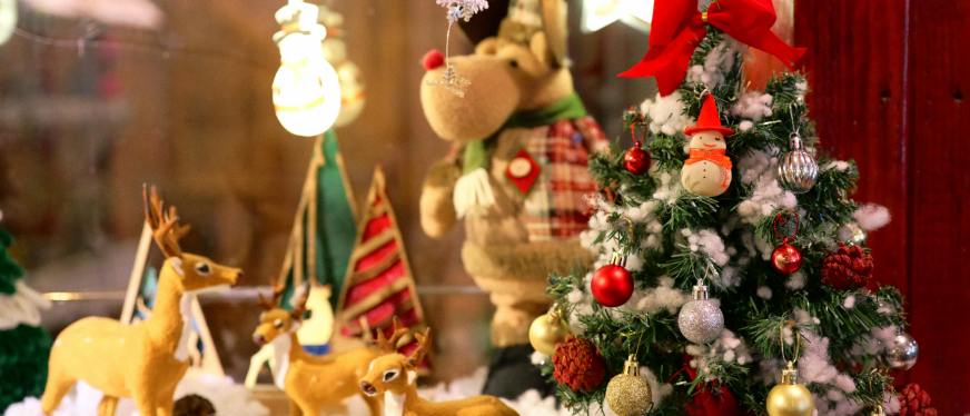 出口圣诞装饰品到欧洲：必备资质与合规要求解析
