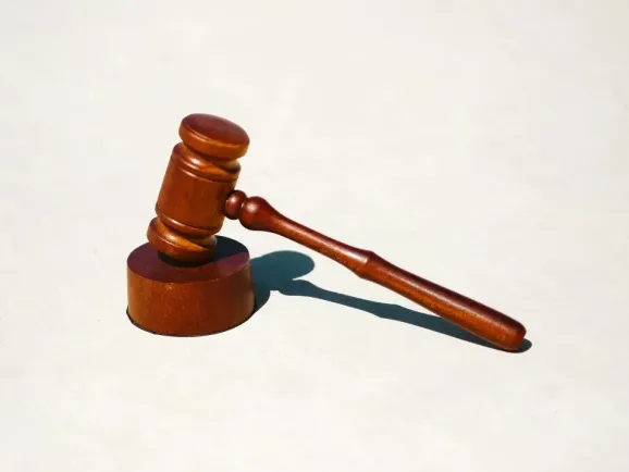 侵权警告！泡泡玛特起诉百亿大卖，卖这类目的要注意了