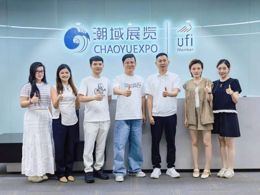 对话越南头部潮玩进口商 TOTY:CR 认证、爆单品类、付款底线,一次讲清