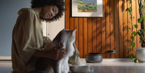 年入破亿！深圳跨境大佬竟靠智能喂食器做到头部品牌