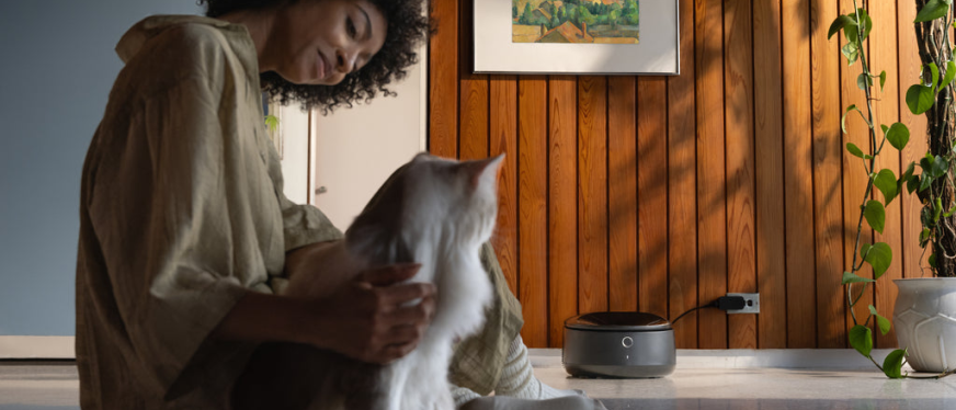 年入破亿！深圳跨境大佬竟靠智能喂食器做到头部品牌