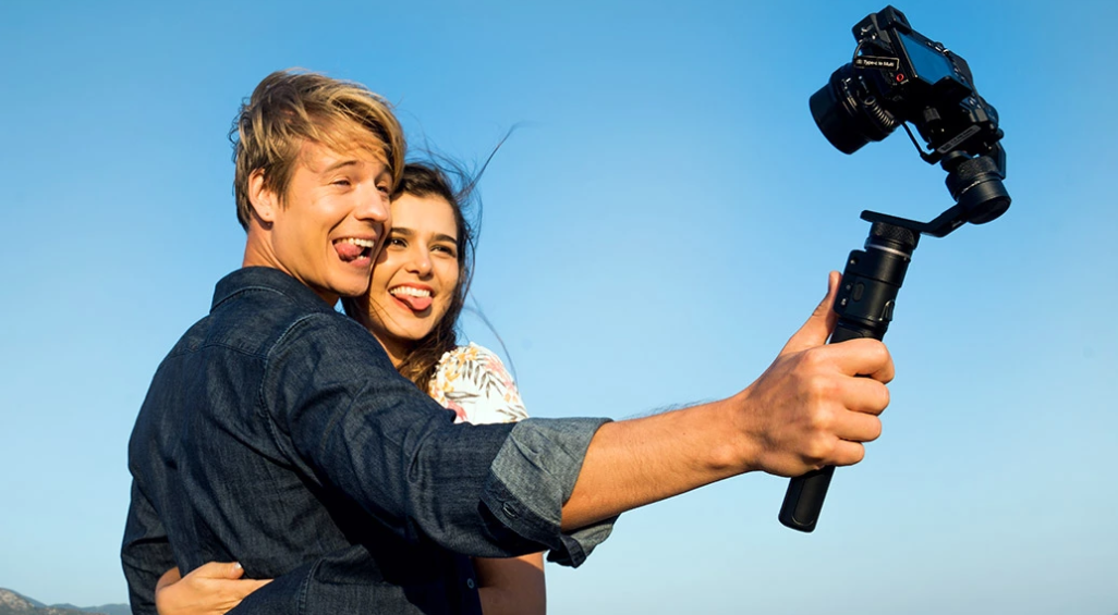 图片 年入2.5亿!广西桂林再添一跨境大卖!靠手持稳定器在海外赚翻了!