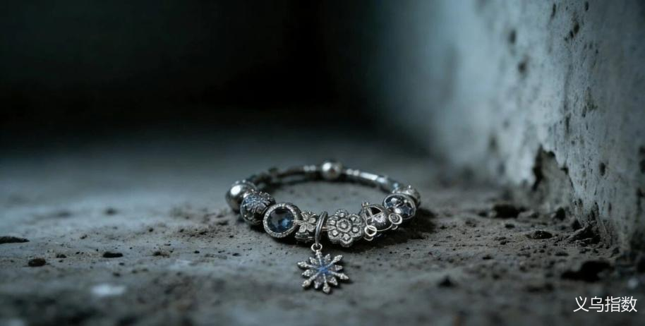 图片 “月更千款”的爆单密码!揭秘义乌饰品如何用“快反+全链”统治全球