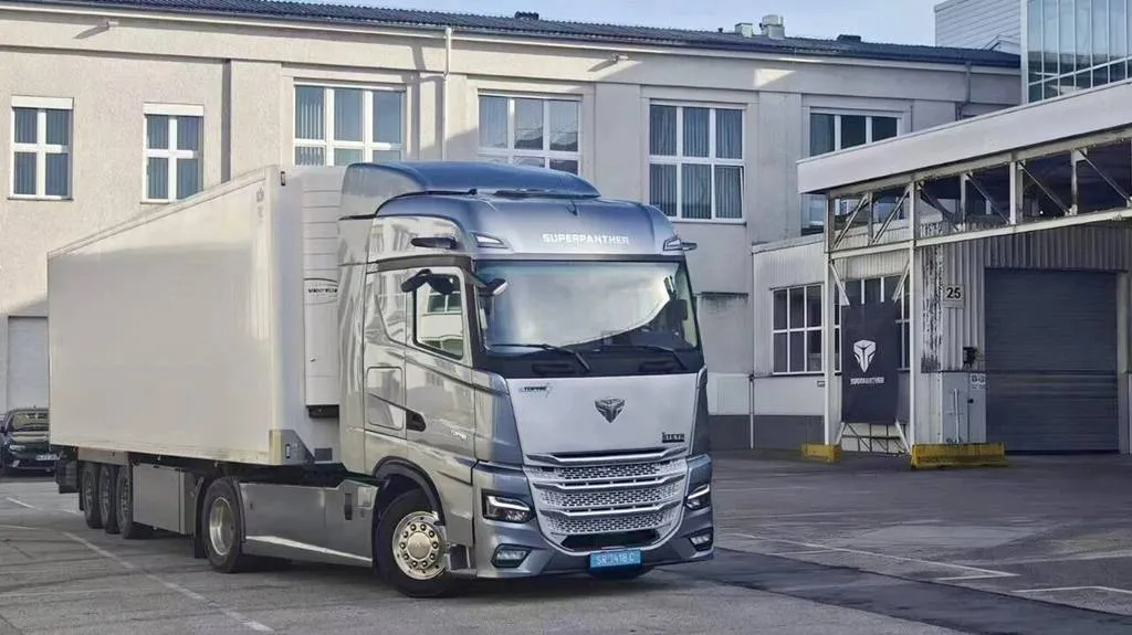 暴涨230%！中国新能源重卡“杀疯了”，首登全球第一！