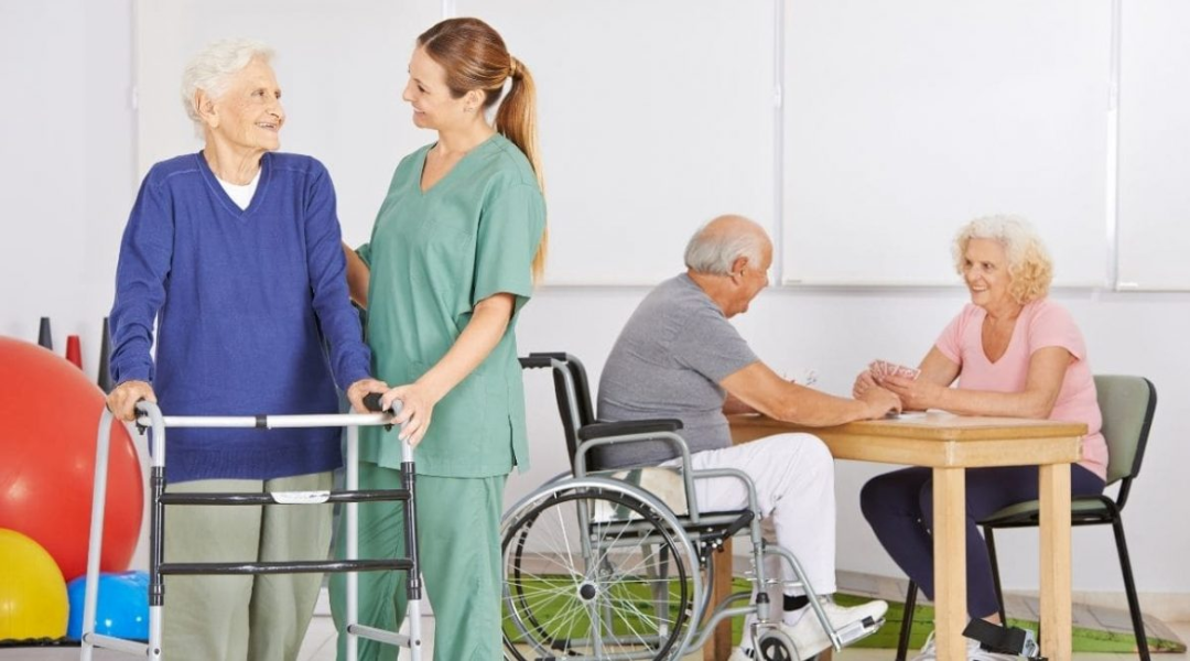 图片 30天爆卖624万,老年用品赛道海外狂吸金,撬动万亿蓝海