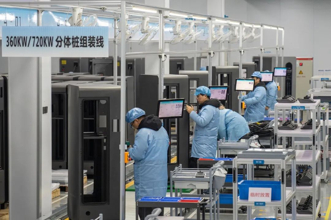 这个闷声发财的出海赛道，中国人正拼命涌入