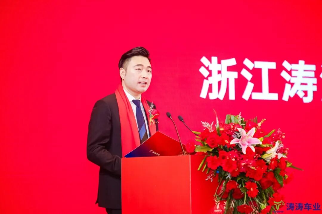 中国“老头乐”，正在收割美国中产
