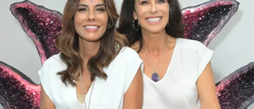 东方神秘力量出海成功:Energy Muse水晶手链卖50美元 自然搜索流量占9成