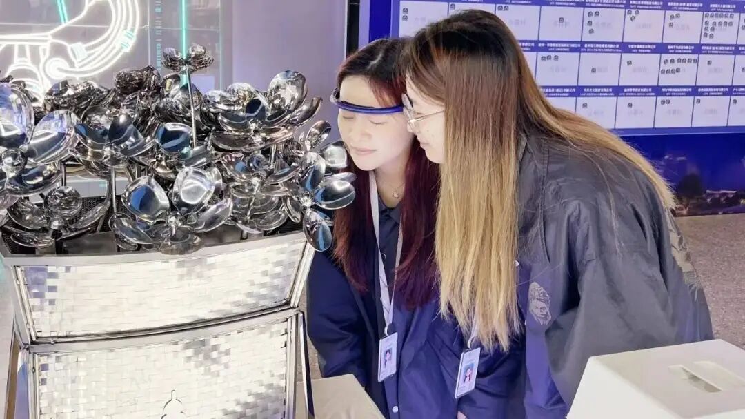 图片 秒懂身体:义乌的“五感”生意有多上头?