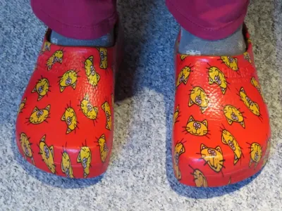 95后南漂小伙因为“丑”年入3000万