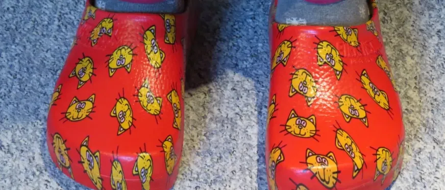 95后南漂小伙因为“丑”年入3000万