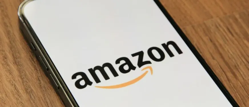 亚马逊2025全年营收7169亿美元，26年砸钱重注……