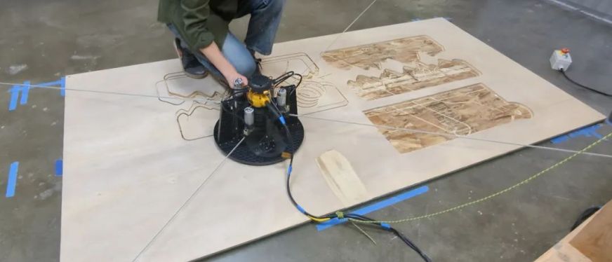 Kickstarter热门众筹产品：夜视双筒望远镜、CNC雕刻机、智能喂鸟器