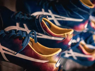 两年市值翻了三倍，运动品牌最意外的赢家出现了