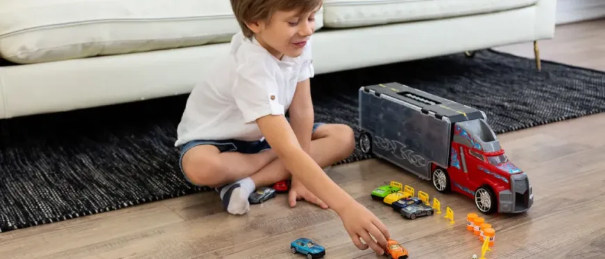 TikTok拥有68万粉丝的上海玩具品牌，在美国低调运营，年销售额超5.5亿美金