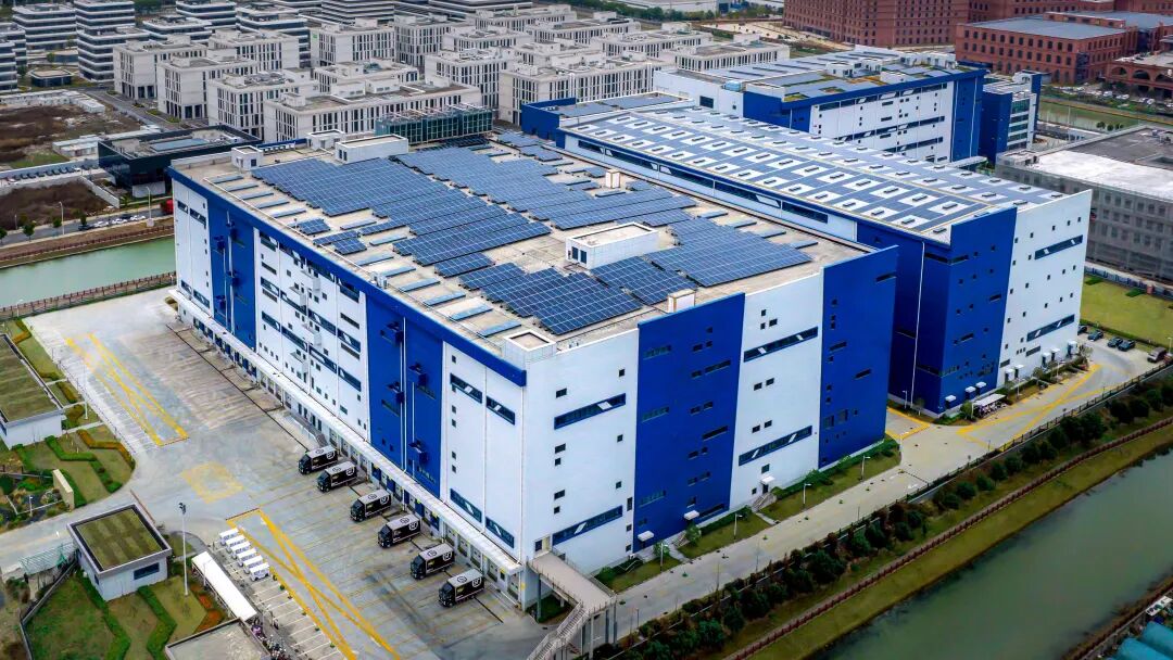 图片 对话雅诗兰黛集团总裁兼CEO司泰峰:让一家公司变快,这是他的第一年|New Look专访