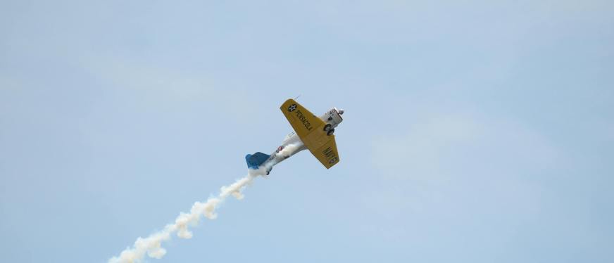 油价暴涨74%!揭秘中美空运“停火即涨价”的底层逻辑与下周走势预测