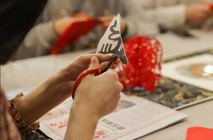 图片 非遗剪纸引爆 Etsy 跨境电商:单月爆卖 1200 单,净利润率 73%!