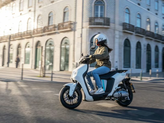 出口量增21.9%，全球爆卖52亿美金，国产小电驴成抢手货