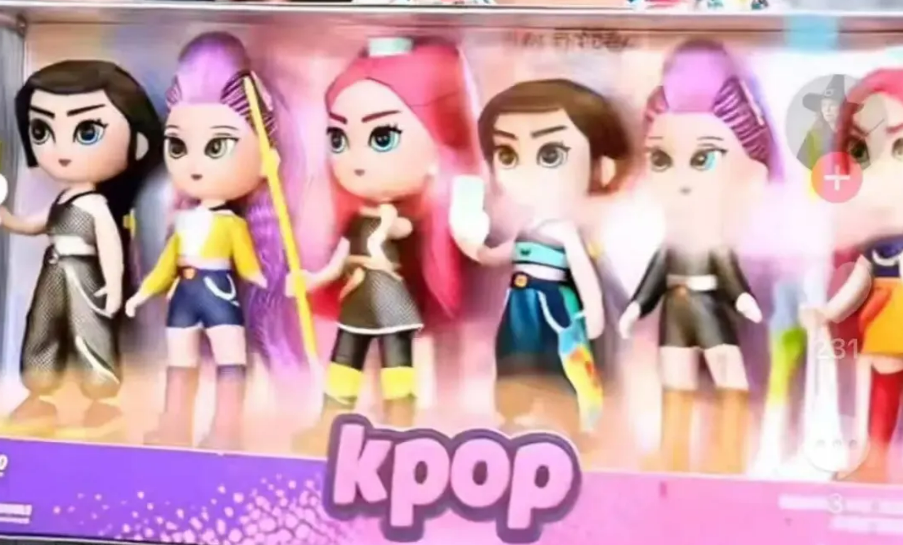 TikTok美区圣诞购物季爆款频出,动漫模型套装7天狂销5万件