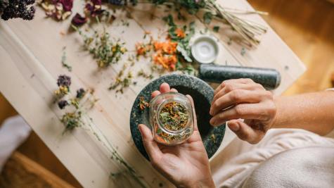 中医药出海新风口：草本沐浴产品的选品策略与市场机遇