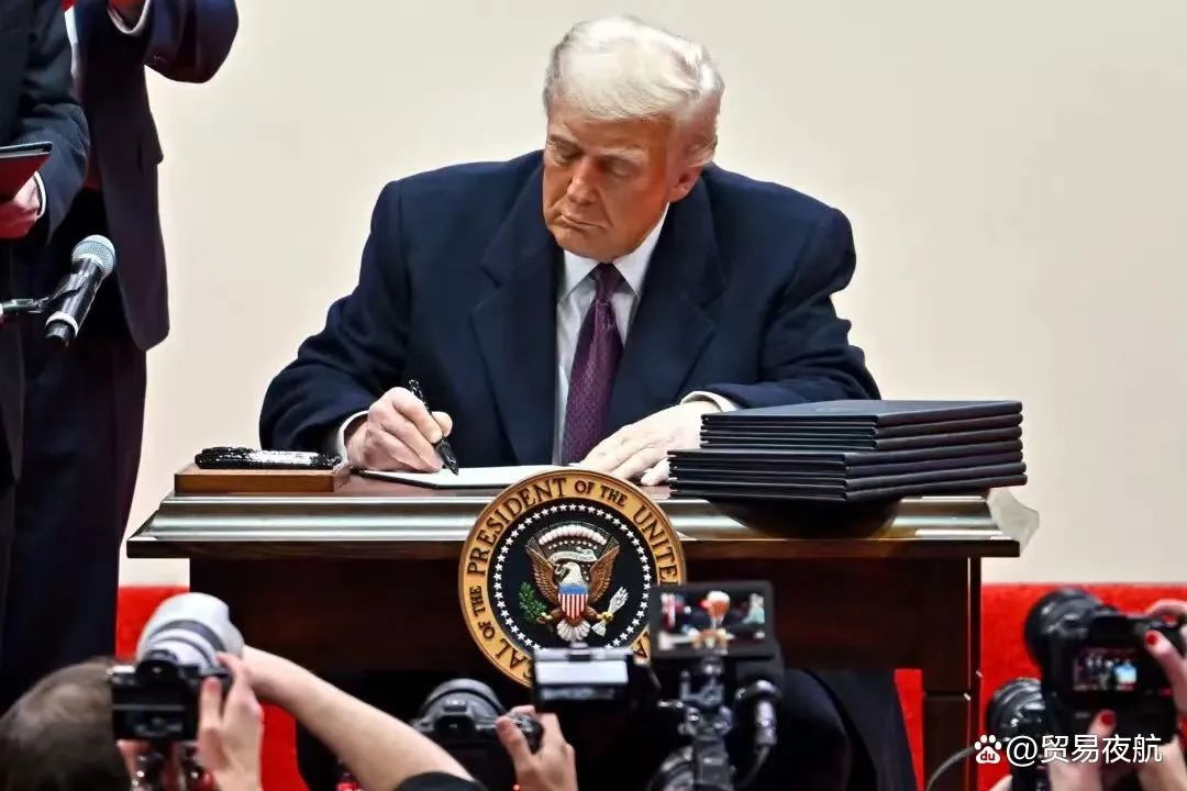 美国加征关税冲击跨境电商，中国企业短中长期策略应对挑战！