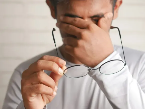 年亏4个亿，跨境一哥扛不住了